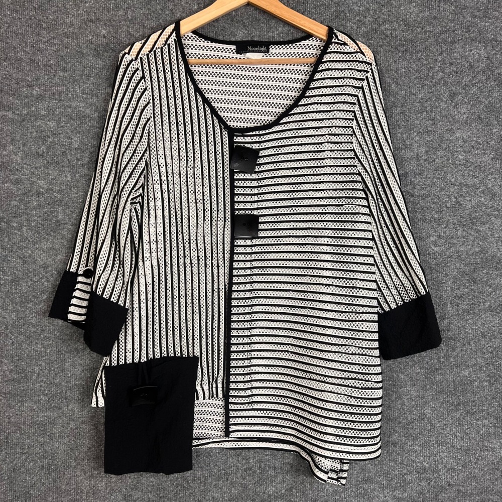 Moonlight Tunic Top Womens Medium Black White Excellent Mesh Stripe